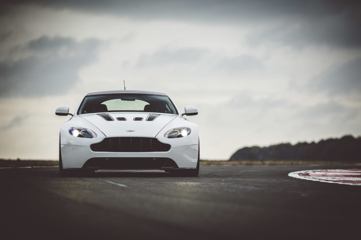 White Aston V8 Vantage